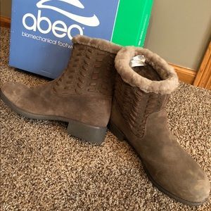 Abeo Boots